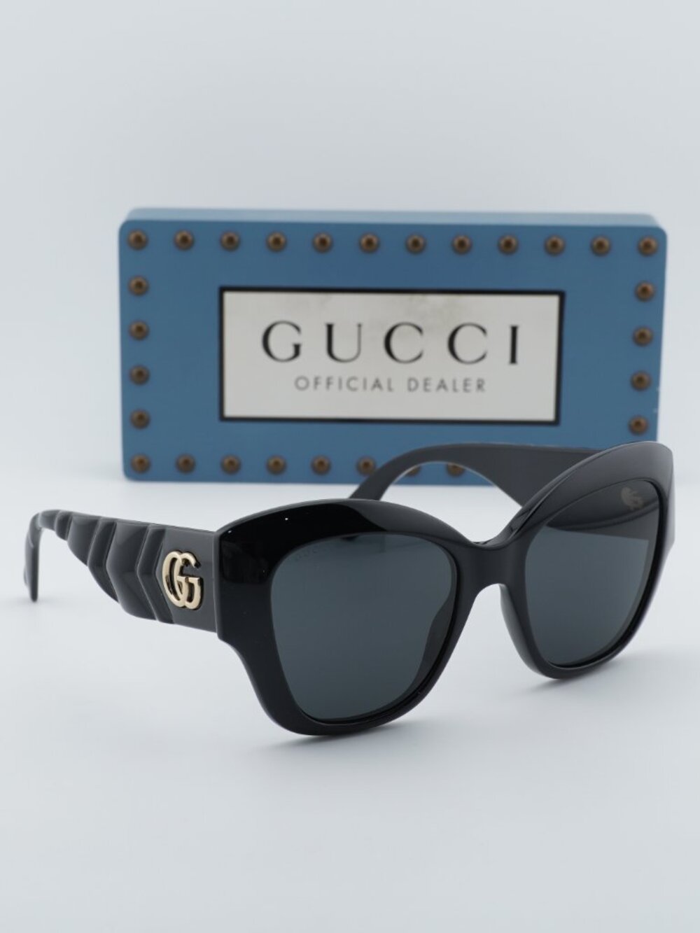 Gucci GG0808S 001 Cat Eye Sunglasses - Black / Grey - Picture 8 of 14